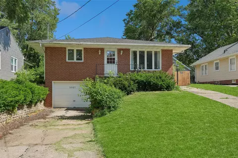 3507 Jefferson Ave, Des Moines, IA 50310