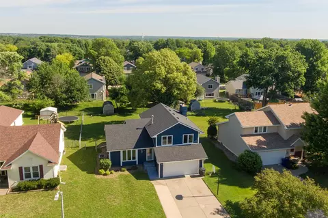 4707 Twana Dr, Des Moines, IA 50310