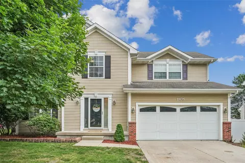 1108 N 9th St, Indianola, IA 50125