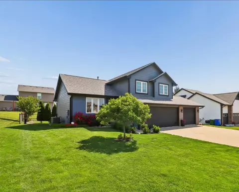 1506 W Jackson Ave, Indianola, IA 50125