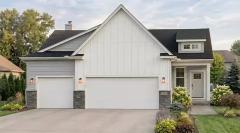445 NW Independence Cir, Waukee, IA 50263