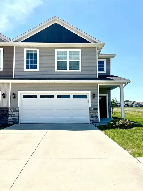 2821 NW 35th Ln, Ankeny, IA 50023