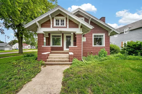 406 W State St, Jefferson, IA 50129