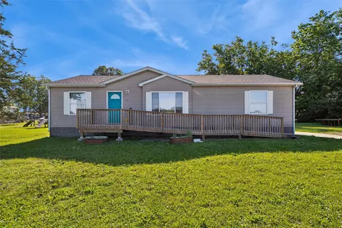 108 3rd St SE, Melcher Dallas, IA 50163