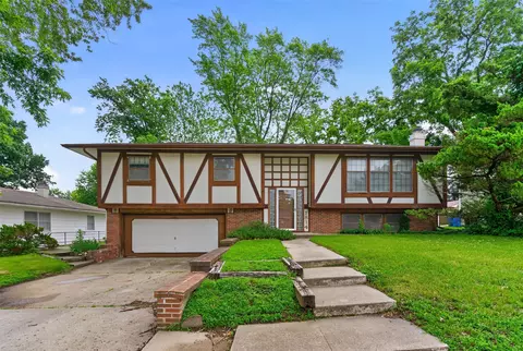 1814 Duff Ave, Ames, IA 50010