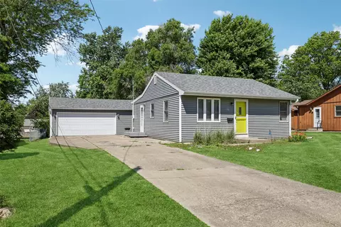 601 E 23rd St S, Newton, IA 50208