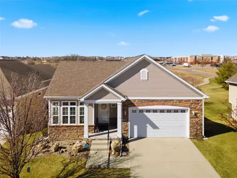 2712 SW Westview Ln, Ankeny, IA 50023