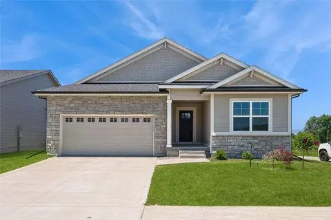 314 NE Meadow Ln, Ankeny, IA 50021