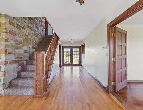 Entry Way - 34697 Beechnut Rd, Carson, IA 51525 photo 3 of 5