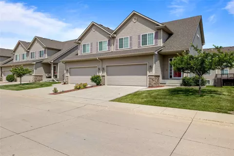 2231 NW Chapel Ln, Ankeny, IA 50023