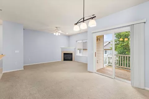 1720 SE La Grant Pkwy #16, Waukee, IA 50263