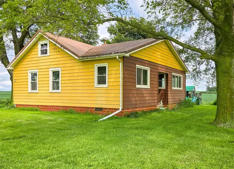 929 320th St, Woodward, IA 50276