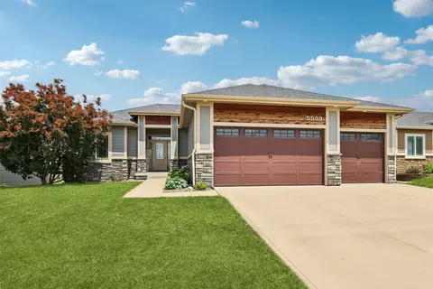 5509 149th St, Urbandale, IA 50323