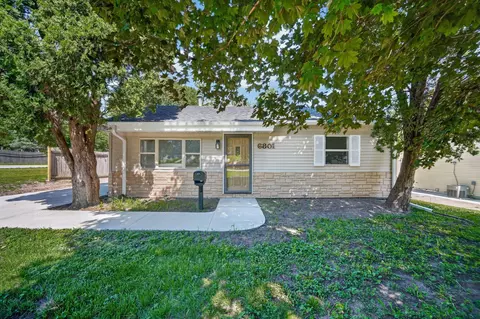 6801 SW 15th St, Des Moines, IA 50315