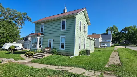 303 Front St, Kellogg, IA 50135
