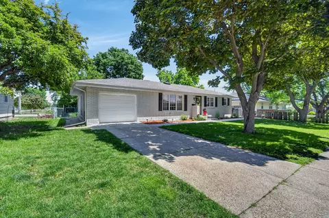 618 SE Lawrence Dr, Ankeny, IA 50021