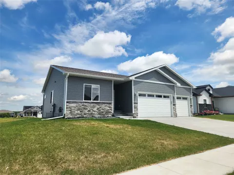 303 Willow St, Baxter, IA 50028