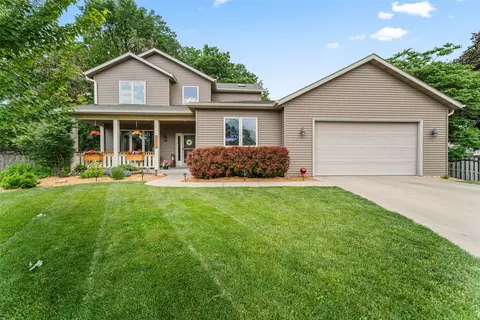 1035 Vermont Ct, Ames, IA 50014