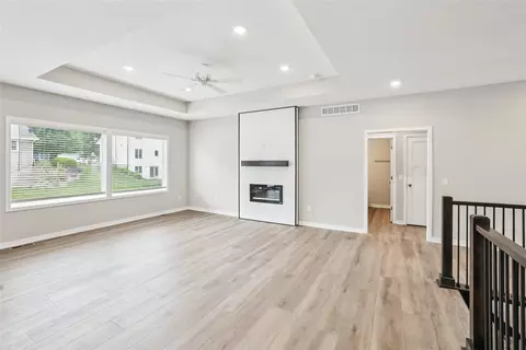 Living - 302 Willow St, Baxter, IA 50028 photo 6 of 10