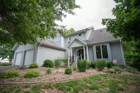 1938 185th St, Fairfield, IA 52556