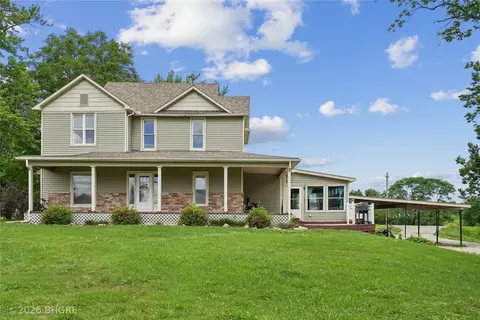 512 N D St, Albia, IA 52531