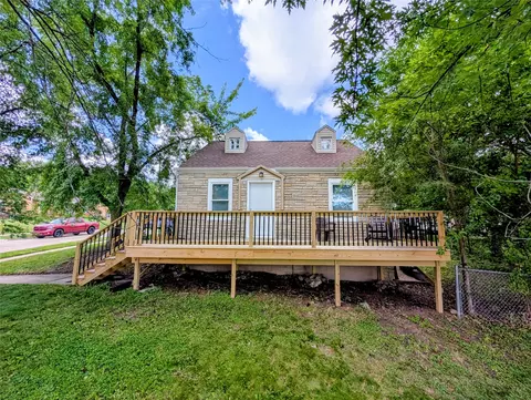 2906 Merle Hay Rd, Des Moines, IA 50310