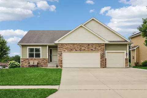 1616 SE Coralberry Dr, Ankeny, IA 50021