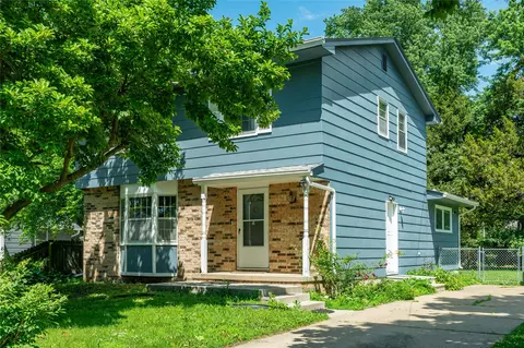 4305 65th St, Urbandale, IA 50322