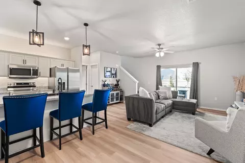 270 NW Greenwood Pl, Waukee, IA 50263