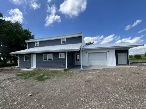 2808 Highway 63 Hwy, Toledo, IA 52342