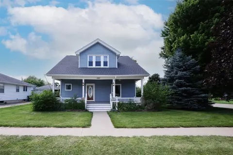 1927 Story St, Boone, IA 50036