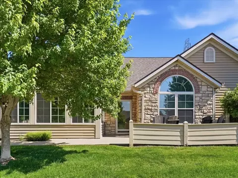 3305 SE Glenstone Dr #253, Grimes, IA 50111