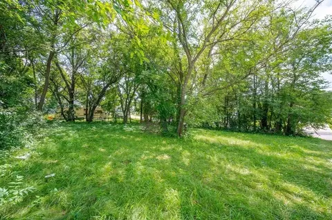 Parcels 05002943000000, Des Moines, IA 50317