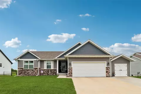 1607 NE 2nd St, Stuart, IA 50250