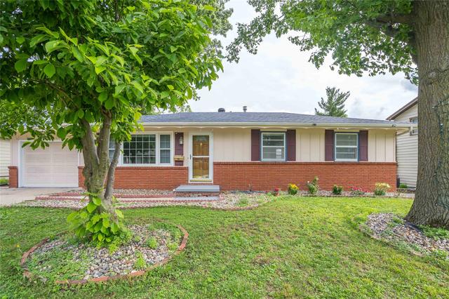 825 SE 4th St, Ankeny, IA 50021