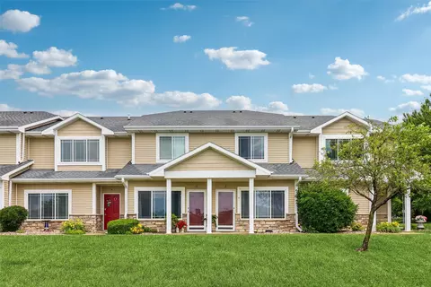 2200 Hart Ave #2, Des Moines, IA 50320