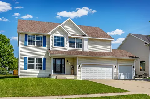 595 SE Whitetail Ln, Waukee, IA 50263