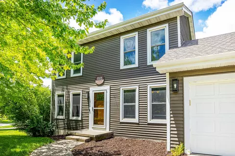 6565 Center St, West Des Moines, IA 50266