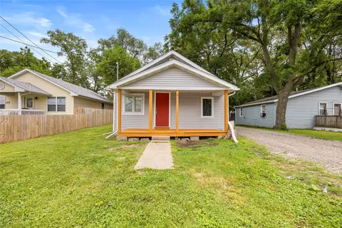 631 SE 27th Ct, Des Moines, IA 50317