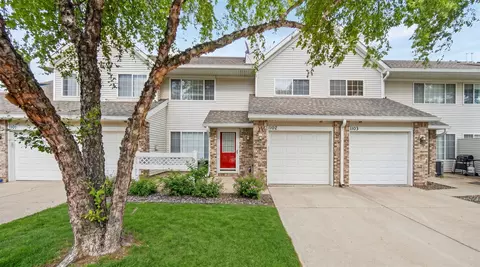 150 S Prairie View Dr #1102, West Des Moines, IA 50266