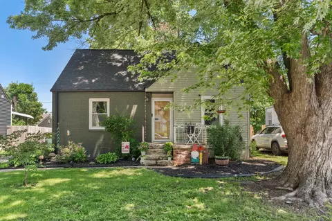 609 Linnwill Pl, West Des Moines, IA 50265