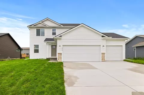 1470 Cedar St, Waukee, IA 50263