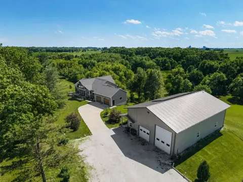 21011 620th St, Nevada, IA 50201
