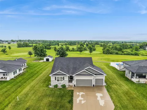1010 S Y St, Indianola, IA 50125