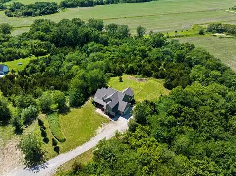7501 N Onyx Trl, Indianola, IA 50125