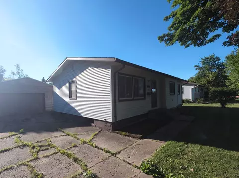 313 SW State St, Ankeny, IA 50023