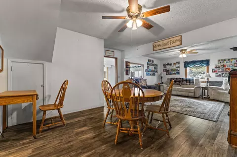 Dining - 2040 A Stuart Rd, Greenfield, IA 50849 photo 2 of 2