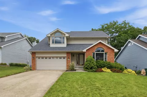812 S 26th St, West Des Moines, IA 50265