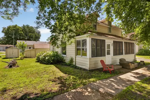 307 S 5th St, Sac City, IA 50583