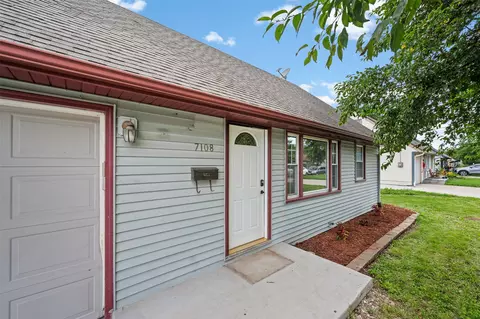 7108 SW 14th St, Des Moines, IA 50315
